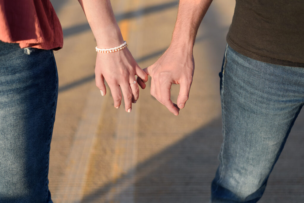 Couples engagement photo session Stillwater Lift Bridge